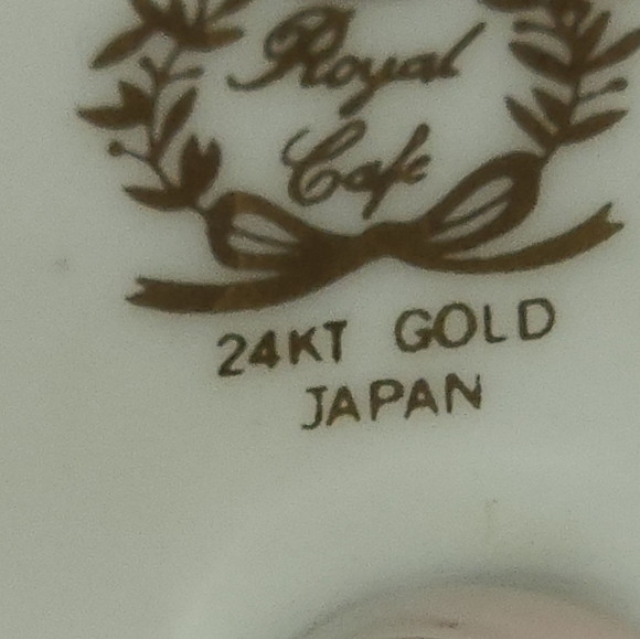 24Kt Gold Trim Footed Demi Tasse and Saucer - Picture 3 of 11
